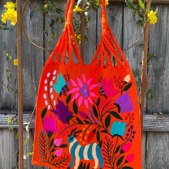 HANDMADE EMBROIDERED BAG - Picture 3 of 4